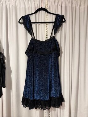 Kimchi Blue Navy Blue Velvet Lace-Trim Mini Dress
